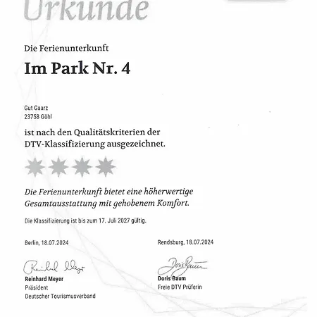 Feriengut Gaarz - Im Park 3 * Gohl